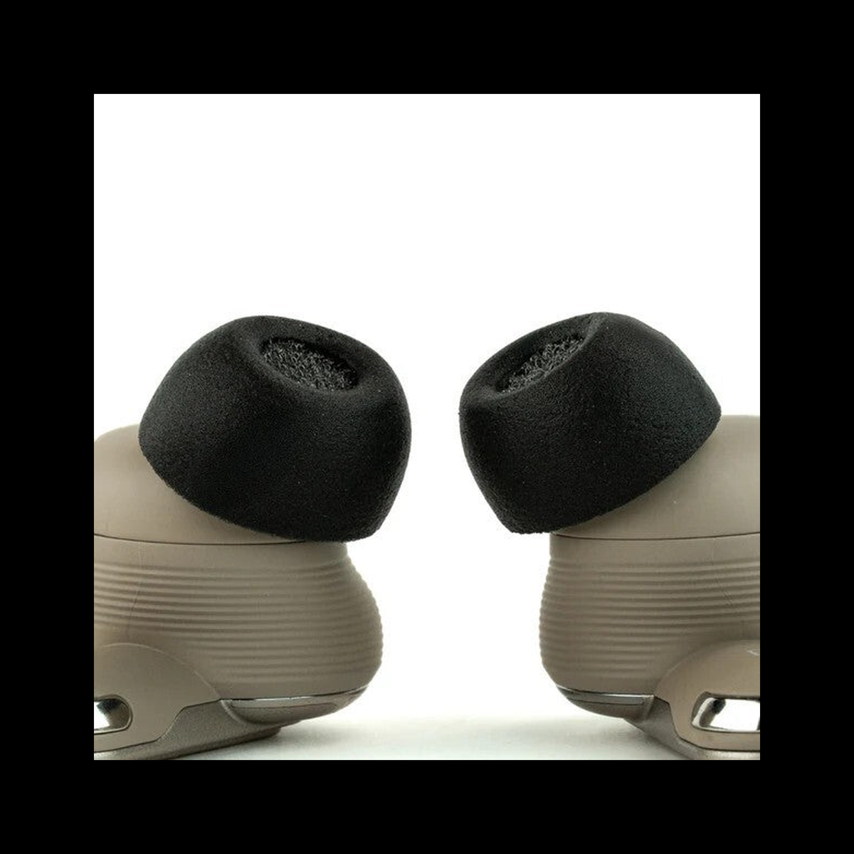 Comply TrueGrip TWo-230-A 記憶耳綿（3對裝）｜黑底產品主圖 20261008